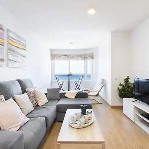 https://home2book-design-beachfront-with-sea-views-radazul.tenerifehoteles.net
